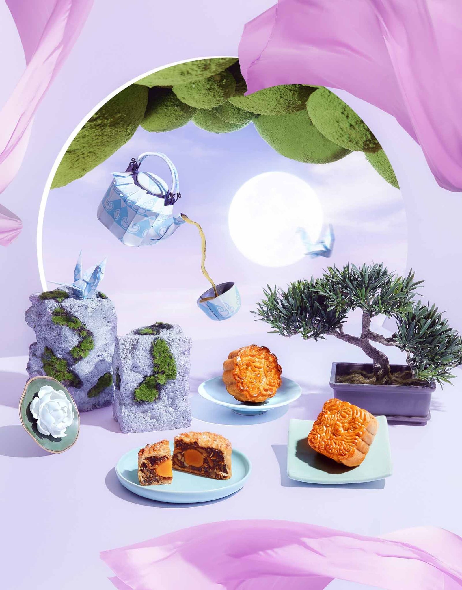 Sheraton Saigon Hotel & Towers presents premium handmade moon cakes with the 2023 collection called `Mong Thu` 2